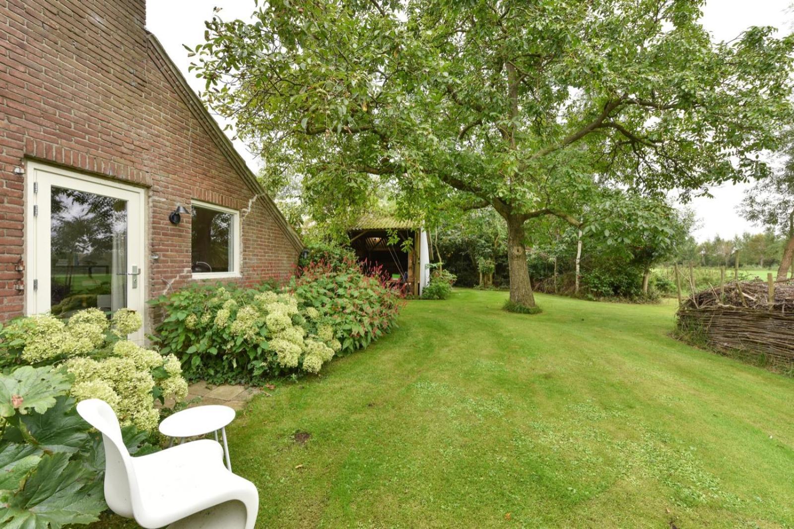 Bed & Breakfast+ De Kooimolen Dreumel Buitenkant foto